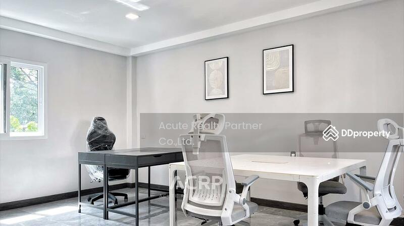 For Sale - ให้เช่าบ้าน 5 ชั้นหรู ใจกลางกรุงเทพฯ ทองหล่อซอย 25 ใกล้บีทีเอส ใกล้โรงพยาบาลสมิติเวช, Bangkok