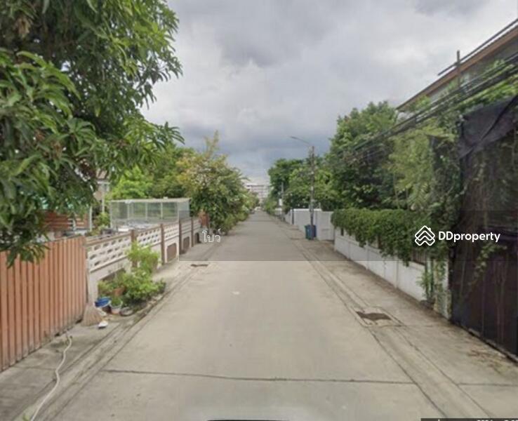 For Sale - urgent!! Vacant land for sale on Punnawithi Soi 31, Sukhumvit 101., Bangkok