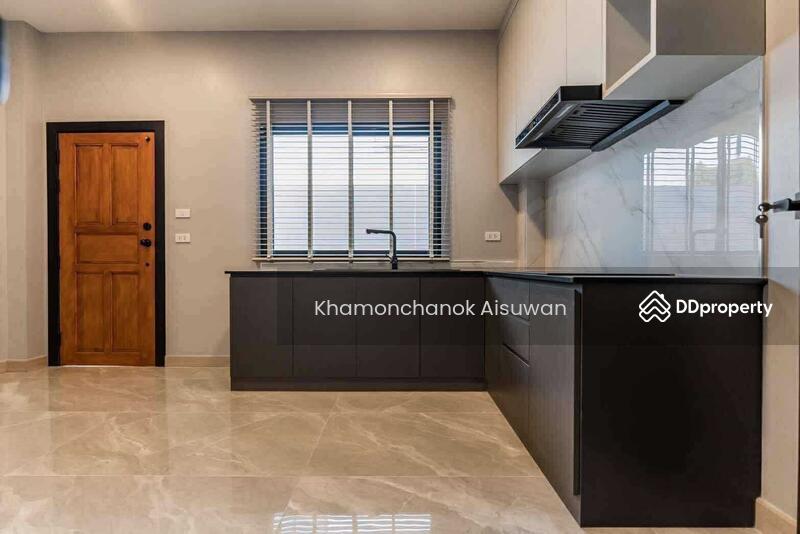 For Sale - Single House Ready to Move In Central Chiang Mai Area, Chiang Mai