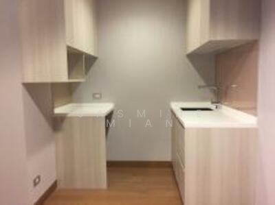 For Rent - The Lumpini 24, Bangkok