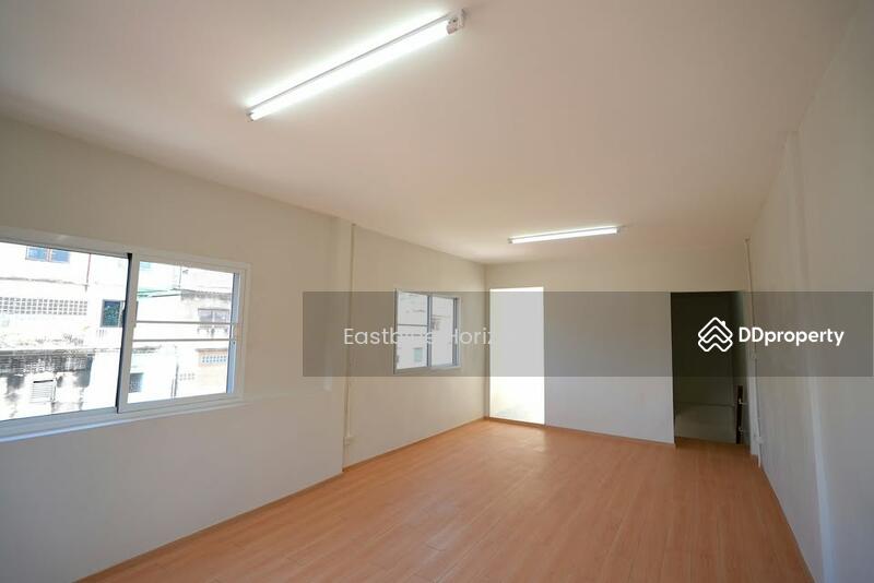 For Sale - House Area Charoen Rat 30, Bangkok