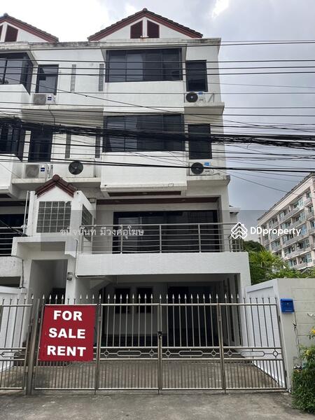 ขาย - ทาวน์เฮาส์ 33 ตรว. ย่านเพลินจิต สุขุมวิท เหมาะเป็นสำนักงานโฮมออฟฟิส, กรุงเทพ