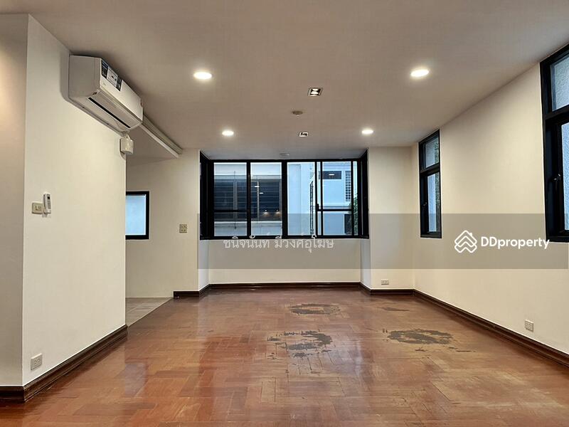 For Sale - Town House 33 sqw for Home Office in Prime Ploenchit For Sale or Rent, Bangkok