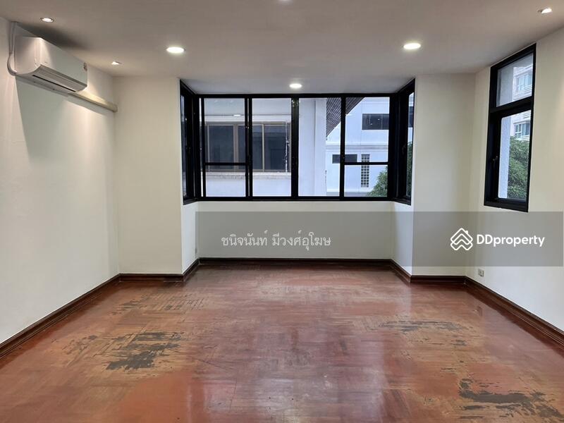For Sale - Town House 33 sqw for Home Office in Prime Ploenchit For Sale or Rent, Bangkok