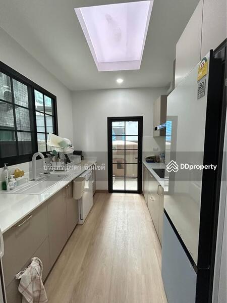ให้เช่า - Baan Klang Muang Classe Ratchayothin : บ้านกลางเมือง คลาสเซ่ รัชโยธิน, กรุงเทพ