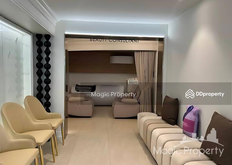 For Rent - Commercial building in Kasem San Alley, Bangkok