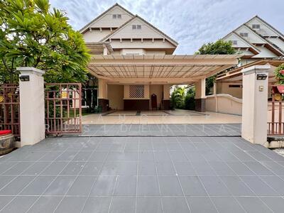 ขาย - Baan Pattanakarn : บ้านพัฒนาการ, กรุงเทพ