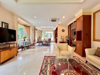 ขาย - Baan Pattanakarn : บ้านพัฒนาการ, กรุงเทพ