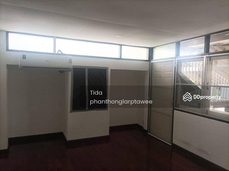 ให้เช่า - เช่า โกดัง พร้อม ออฟฟิศ พัฒนาการ Warehouse for rent with office and worker housing in Pattanakarn, กรุงเทพ