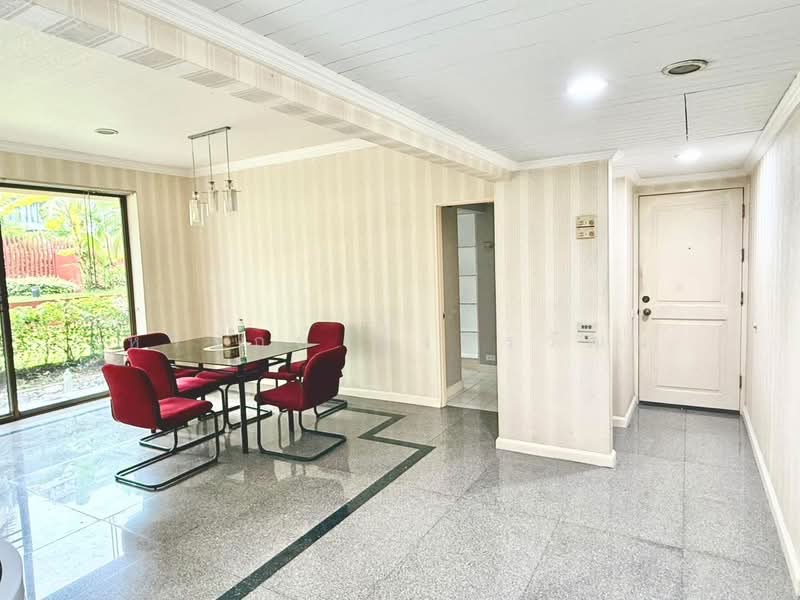 Chidlom Place, Bangkok, 6/2 Chit Lom Alley, Lumphini, Pathum Wan, Bangkok, 2 Bedrooms, 180 sqm, Condo For Sale, by หริรักษ์ ตั้งติรวัฒน์, 60174089 - DDproperty.com
