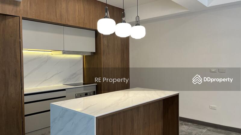 For Rent - White Mansion, Bangkok
