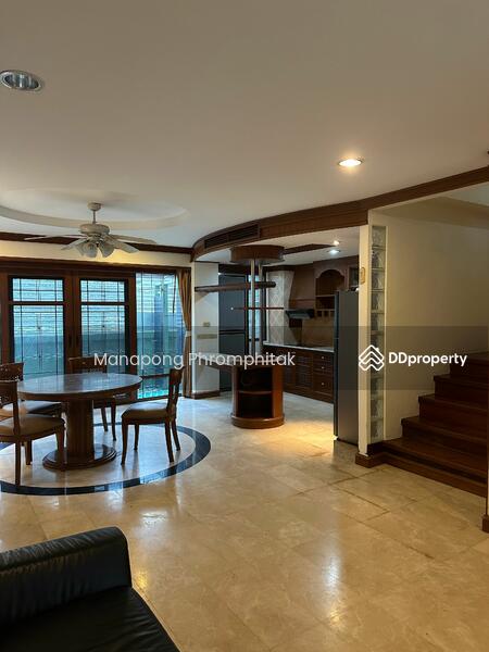 For Rent - 3-Bedroom Townhouse, Bangkok