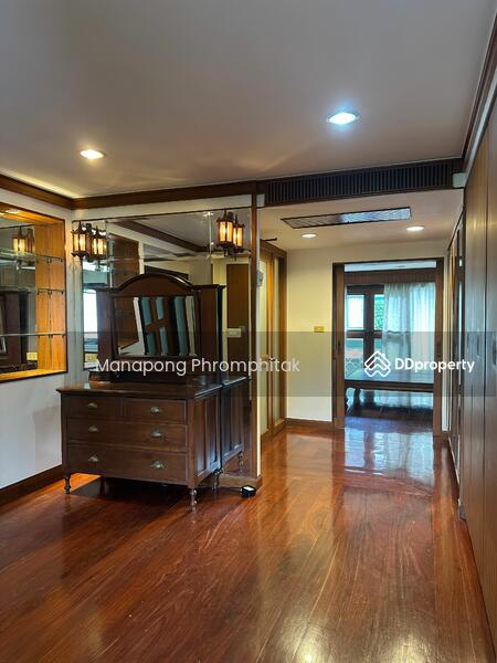 For Rent - 3-Bedroom Townhouse, Bangkok