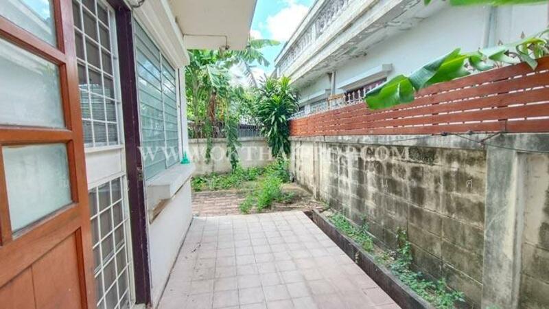 ขาย - หมู่บ้านพรเจริญ, นนทบุรี