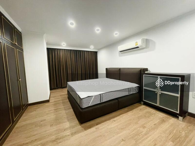 For Sale - Acadamia Grand Tower, Bangkok