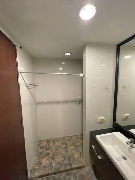 The Line Phahonyothin Park, Bangkok, 1090 Phahonyothin Road, Jom Phon, Chatuchak, Bangkok, 1 Bedroom, 38 sqm, Condo For Sale, by Connex Property, 60174519 - DDproperty.com