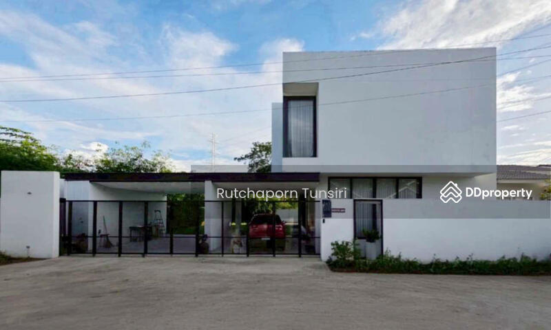 ให้เช่า - บ้านในโครงการ ให้เช่าเดือนละ 55,000 บาท ใกล้สนามกอล์ฟเอ็มสปอร์ตคอมเพล็กซ์ No.13H650, เชียงใหม่