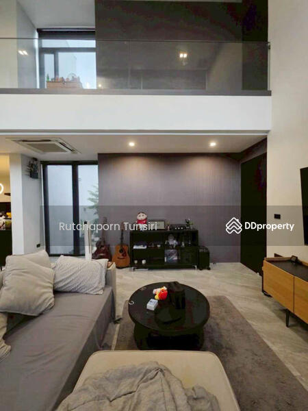 ให้เช่า - บ้านในโครงการ ให้เช่าเดือนละ 55,000 บาท ใกล้สนามกอล์ฟเอ็มสปอร์ตคอมเพล็กซ์ No.13H650, เชียงใหม่