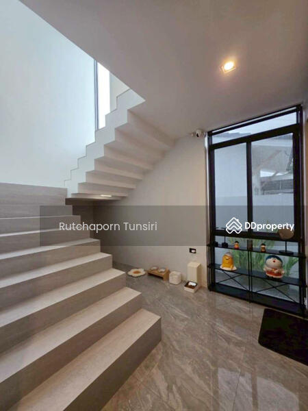 ให้เช่า - บ้านในโครงการ ให้เช่าเดือนละ 55,000 บาท ใกล้สนามกอล์ฟเอ็มสปอร์ตคอมเพล็กซ์ No.13H650, เชียงใหม่