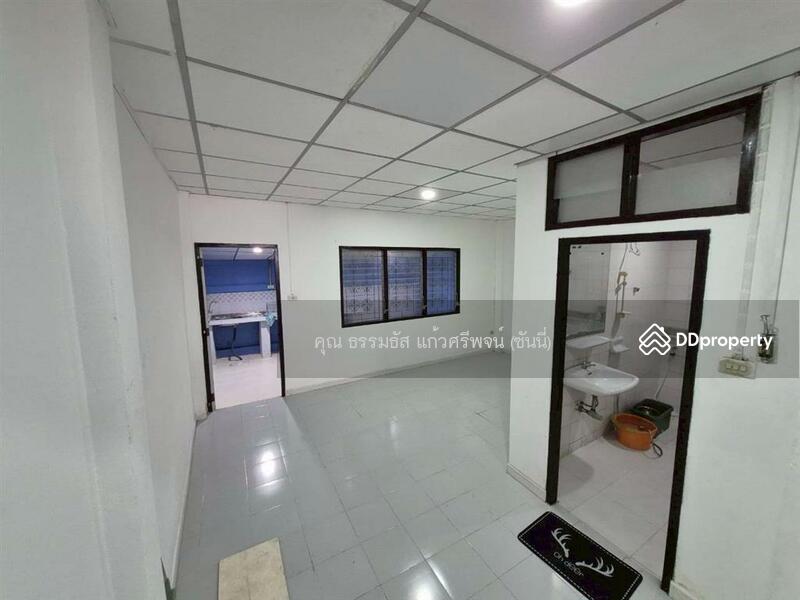 ขาย - ทาวน์เฮ้าส์ 2 ชั้น 21.7 ตร.ว. ทาวน์เฮ้าส์ ซอยไทรม้ซอย11 ใกล้เซ็นทรัลพลาซา รัตนาธิเบศร์, นนทบุรี