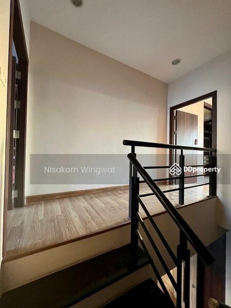 For Sale - 4-Bedroom Townhouse, Bangkok