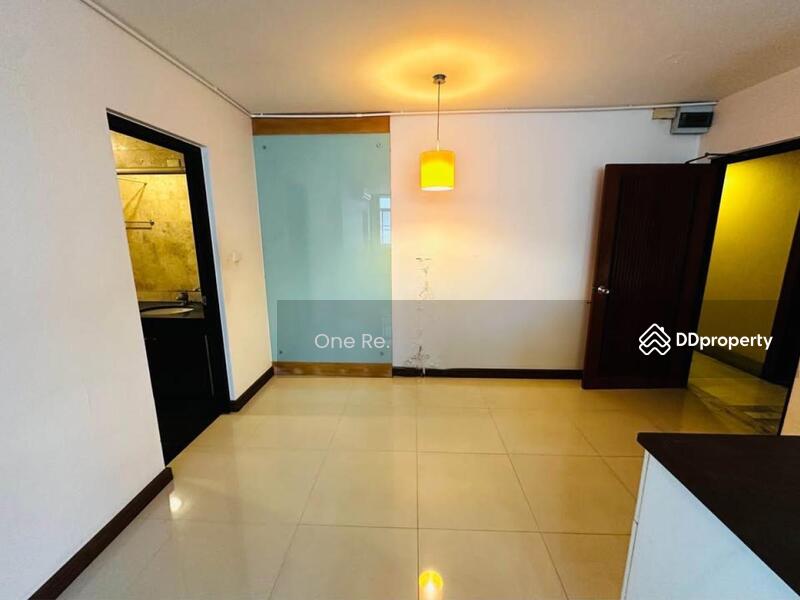 ขาย - Pipat Place : พิพัฒน์ เพลส คอนโดมิเนียม, กรุงเทพ