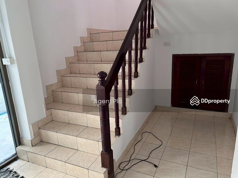 ให้เช่า - Home Office for Rent in Town in Town Village (SPSAD3359), กรุงเทพ