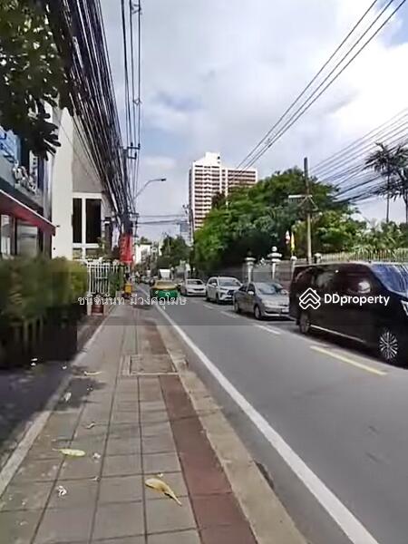 For Rent - Retail 84 sqm. Ground Floor Sukhumvit 39 BTS Phrom Phong, Bangkok