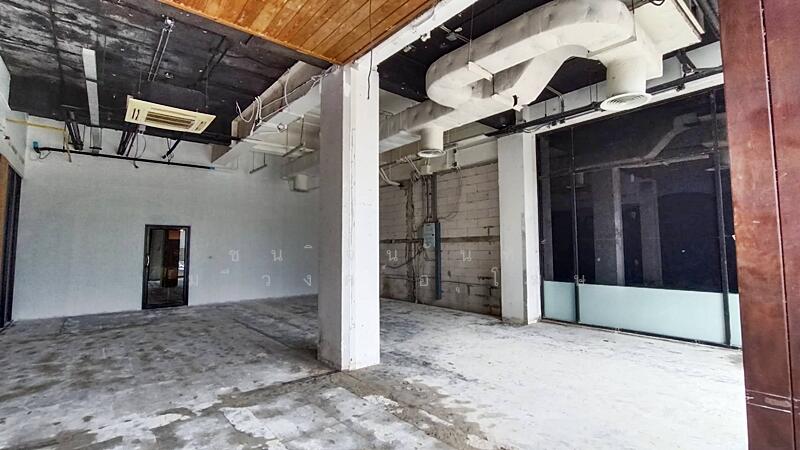 For Rent - Retail 84 sqm. Ground Floor Sukhumvit 39 BTS Phrom Phong, Bangkok