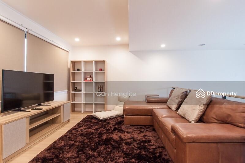 For Rent - 4-Bedroom Townhouse, Bangkok