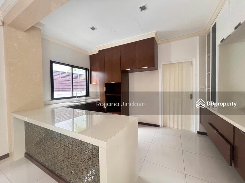 For Rent - Urban Sathorn, Bangkok
