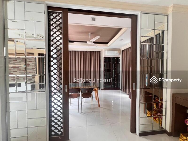 For Rent - Urban Sathorn, Bangkok