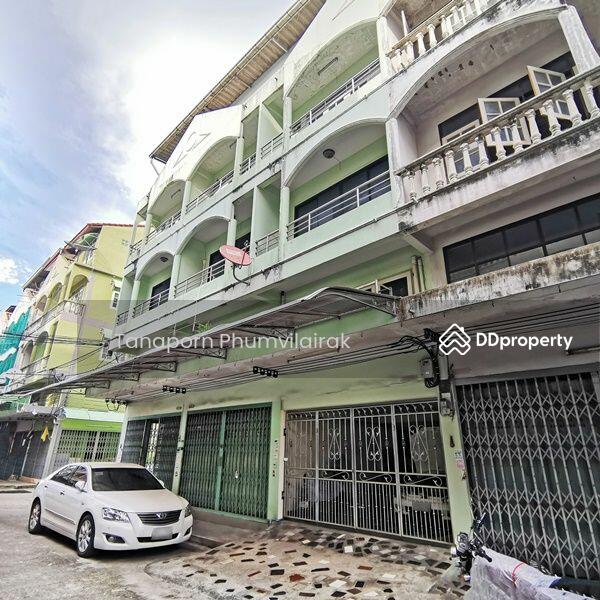 For Sale - 3-Bedroom Townhouse, Bangkok