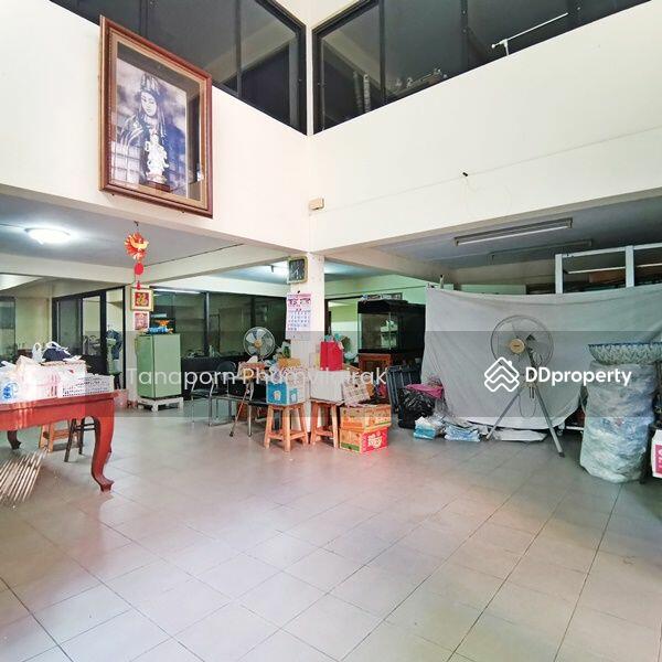 For Sale - 3-Bedroom Townhouse, Bangkok