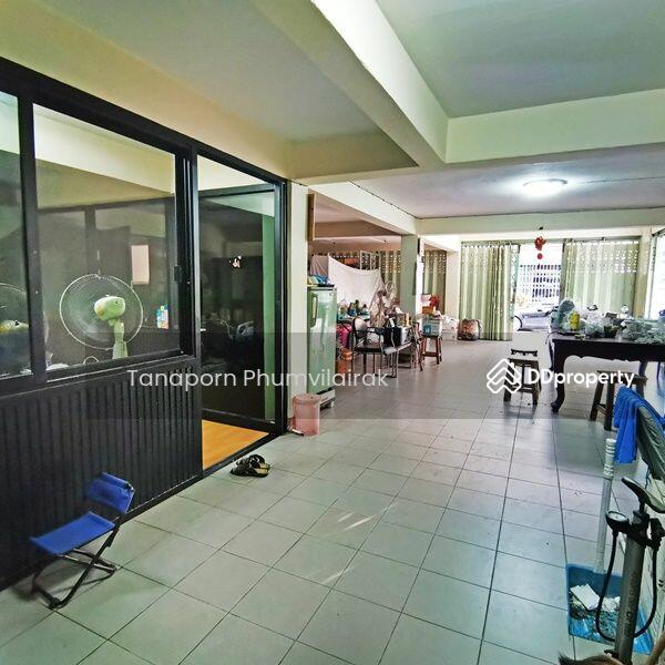 For Sale - 3-Bedroom Townhouse, Bangkok