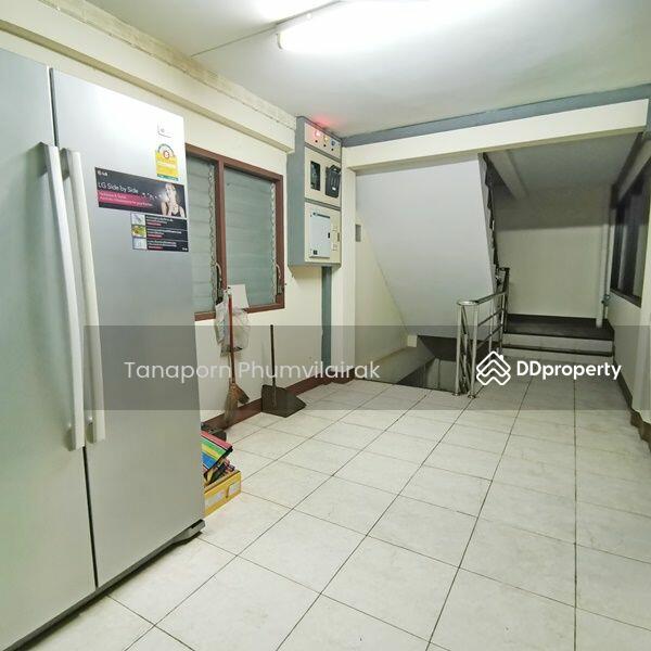For Sale - 3-Bedroom Townhouse, Bangkok