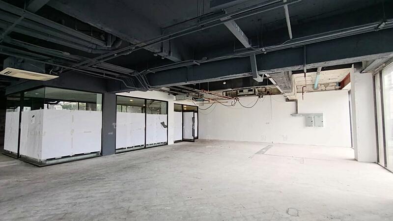 For Rent - Phrom Phong Space on 2nd Floor for Mixed Use, Lifestyle and Edutainment Business 700 sqm., Bangkok