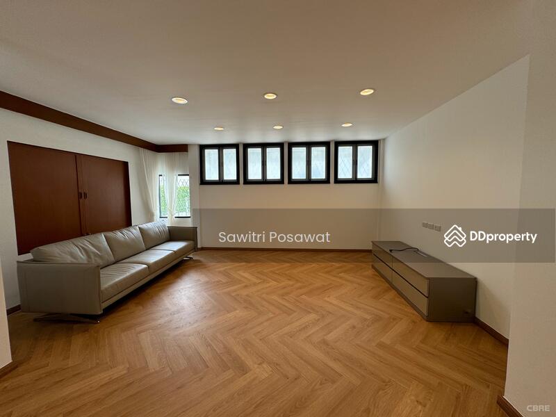 For Rent - Single house in Soi Ruamruedee, Bangkok