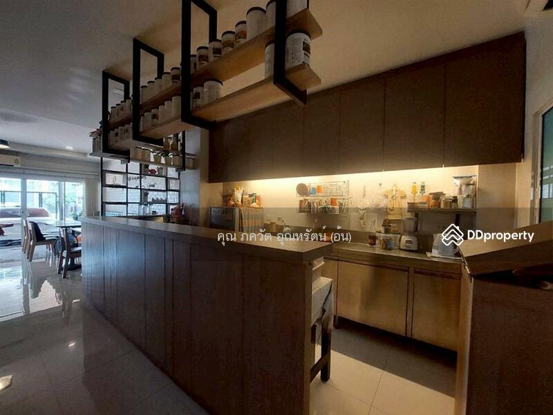 ขาย - ทาวน์โฮม 3 ชั้น 56 ตร.ว. ทาวน์โฮม ซอยเทพารักษ์114/2 ถนนเทพารักษ์ ถนนกาญจนาภิเษก, สมุทรปราการ