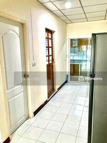ให้เช่า - Townhouse Evergreen Village : ทาวน์เฮ้าส์ หมู่บ้าน เอเวอร์กรีน, กรุงเทพ