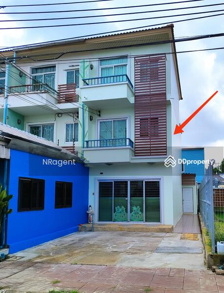 ขาย - ทาวน์โฮม 3 ชั้น แพรกษา หลังริมสุดท้าย, สมุทรปราการ