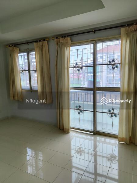 ขาย - ทาวน์โฮม 3 ชั้น แพรกษา หลังริมสุดท้าย, สมุทรปราการ