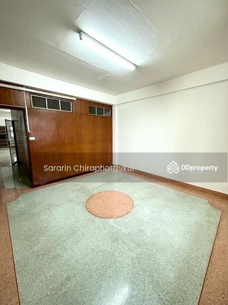For Sale - 4-Bedroom Townhouse, Bangkok