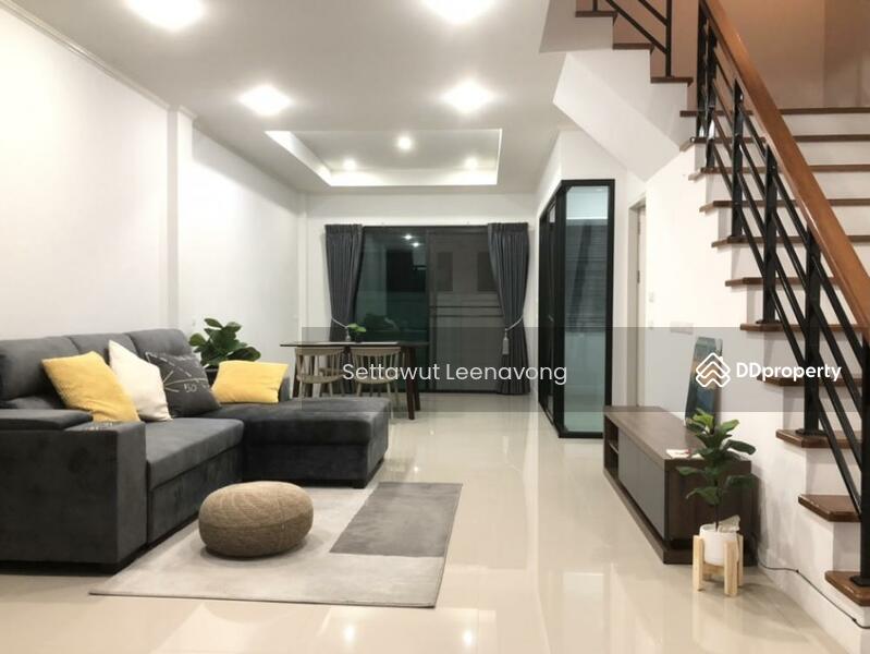 ให้เช่า - ทาวน์เฮาท์ 3-ห้องนอน, กรุงเทพ