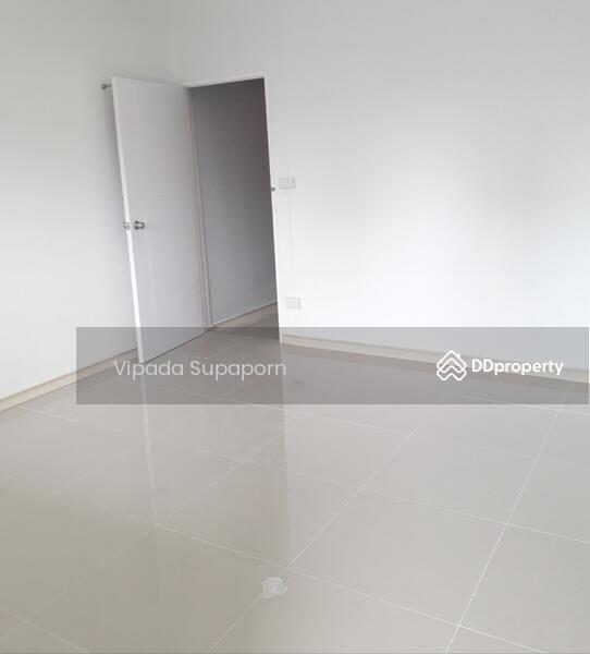 For Sale - 2-Bedroom Townhouse, Bangkok
