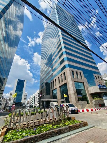 Полина Чернышованың жалаңаш суреті