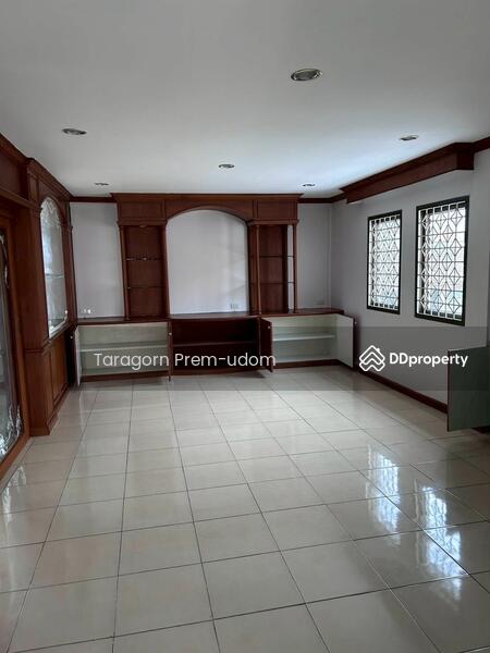 ให้เช่า - Sriwara Town in Town : ศรีวรา ทาวน์อินทาวน์, กรุงเทพ