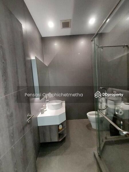 For Rent - Trapezo Sukhumvit 16, Bangkok