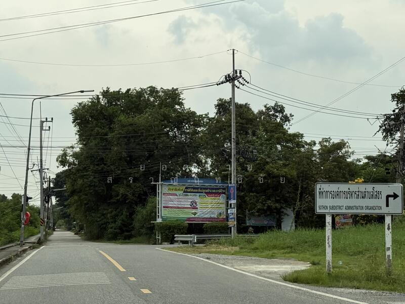 Land for Sale 16 Rai on Main Road, near Wat Luang Pho Sothon 72 mb, Chachoengsao, สิริโสธร, Sothon, Muang Chachoengsao, Chachoengsao, , 25,600 sqm, Land For Sale, by ยอดชาย สราญฤทธิชัย, 60176622 - DDproperty.com