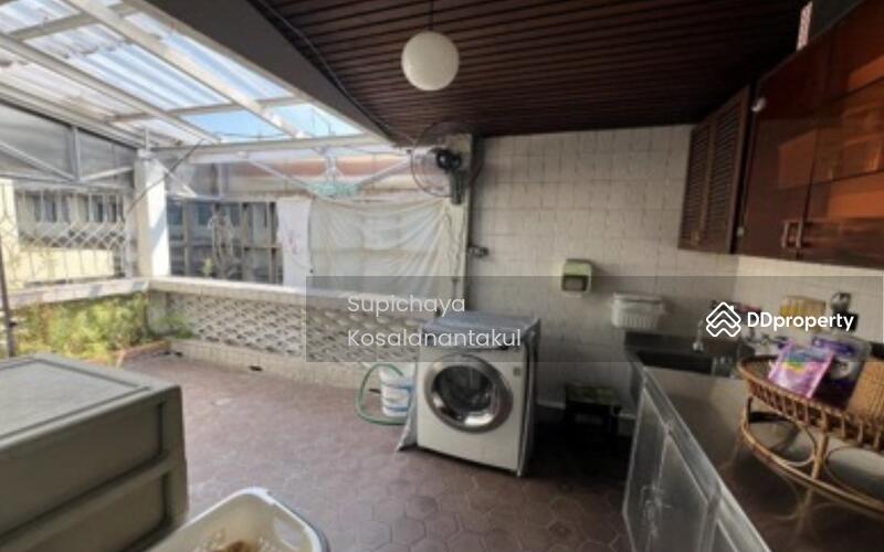 For Sale - 2-Bedroom Townhouse, Bangkok